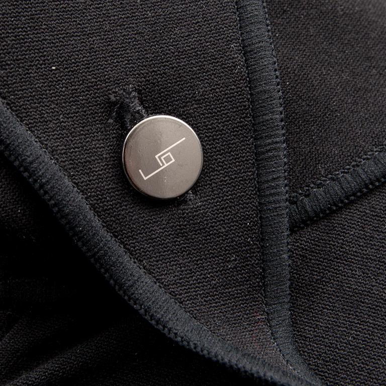 KLÄNNINGAR, 2 st, samt DRÄKT, 2 delar, Karl Lagerfeld för Wolford.