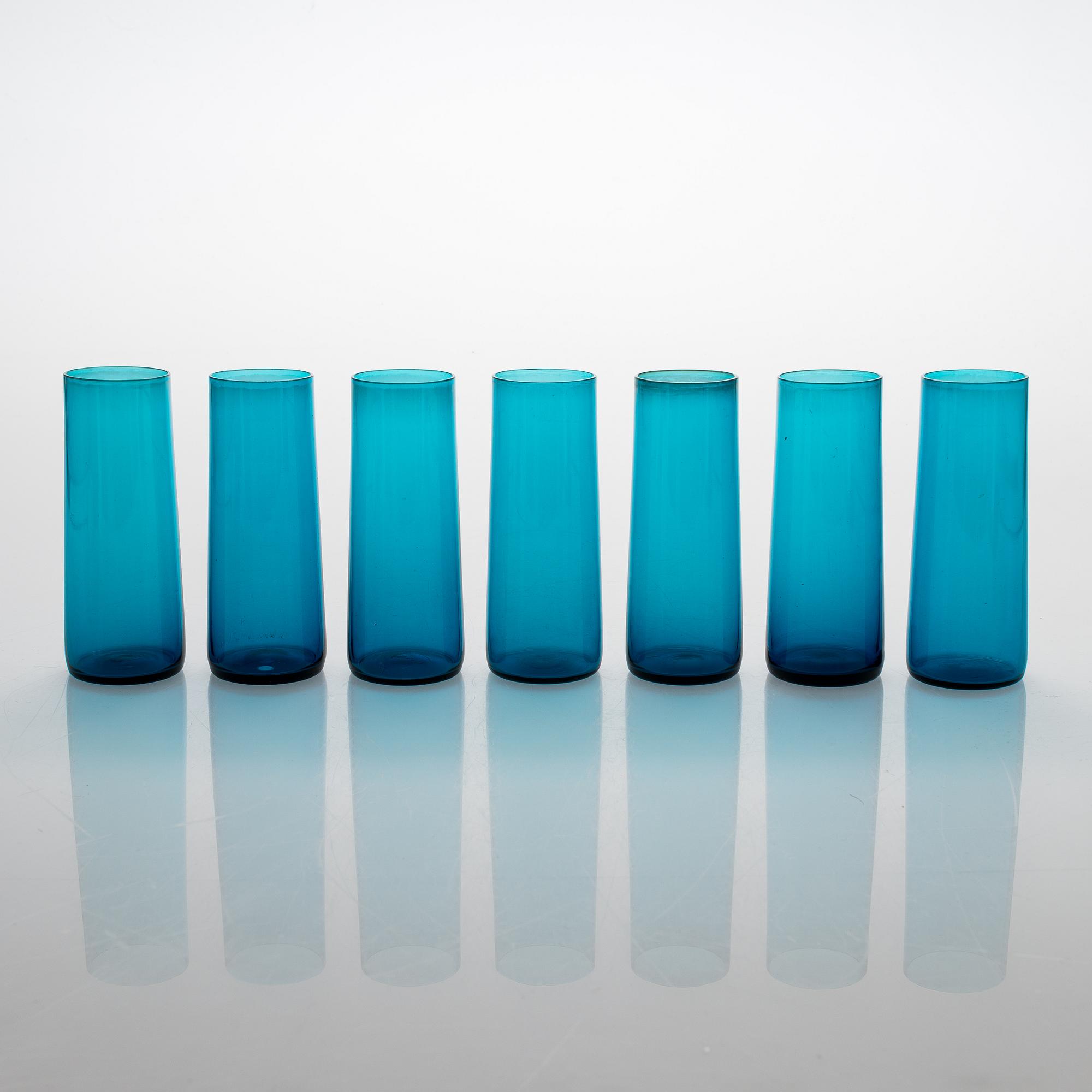 Nanny Still, A 14-piece set of 1960s 'Harlekiini' glass tableware, Riihimäen Lasi, Finland.