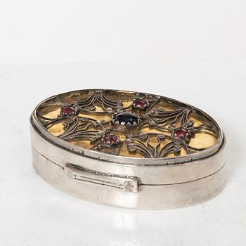 A gilt-silver snuff box by C. A Bahr (master in Visby 1835-52).