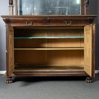 Cabinet, baroque style around the year 1900.