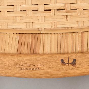 Hans J. Wegner, ett par "Folding chairs," modell 512, Johannes Hansen, Danmark 1950-tal.