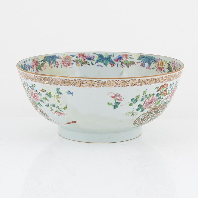 A Chinese famille rose punch bowl, Qing dynasty, Qianlong (1736-95).