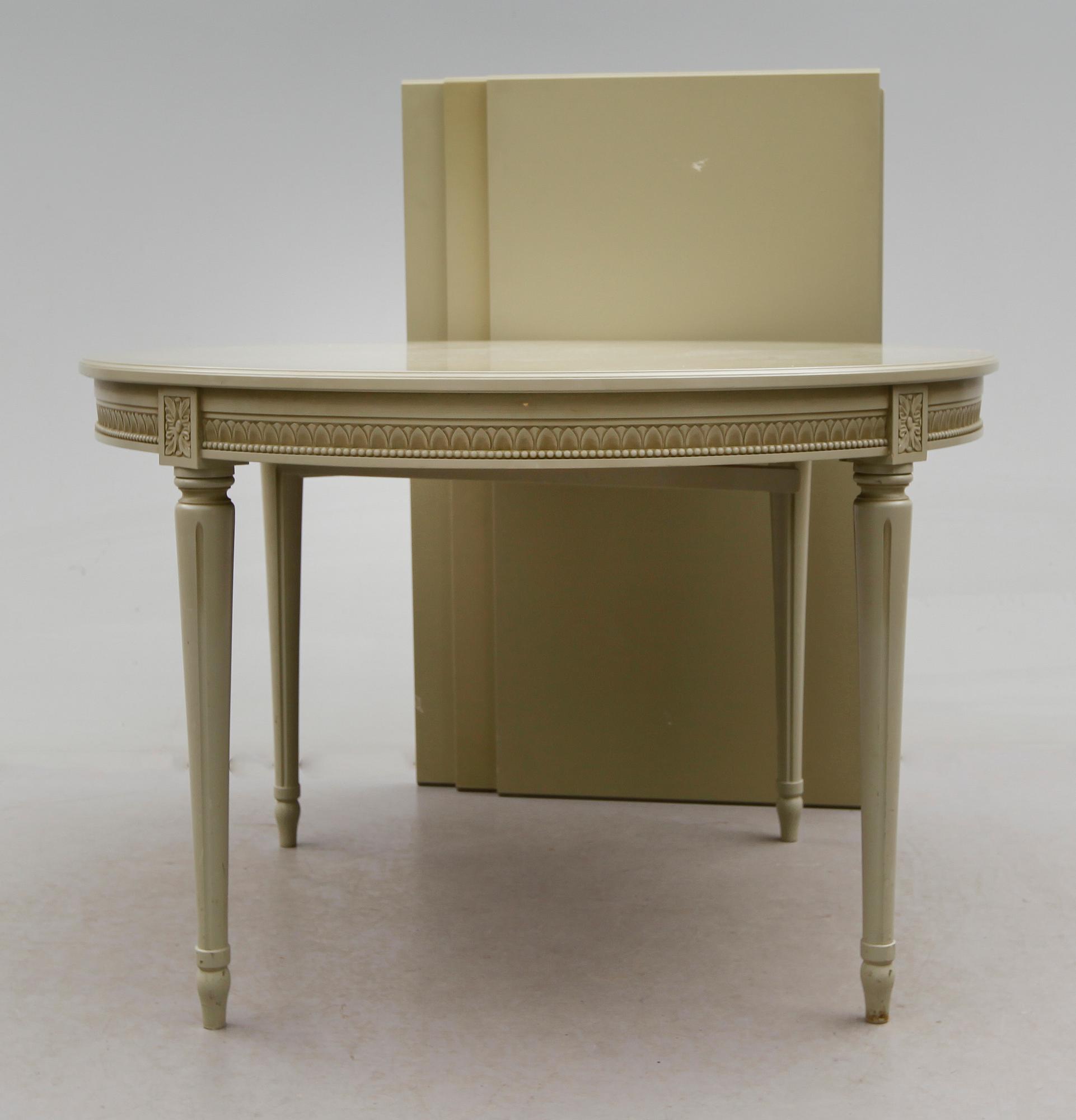 BORD, gustaviansk stil, 1900-talets andra hälft.