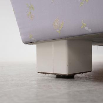 Björn Trägårdh, armchair, model 3665, Svenskt Tenn.