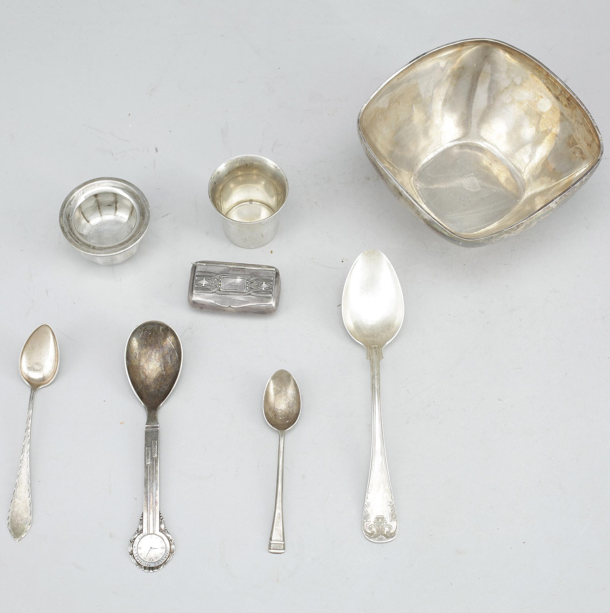 PARTISILVER, 8 delar, bland annat en skål i sterlingsilver av Åke Strömdahl, Stockholm, 1956. 1900-tal. Vikt ca 480 gram.