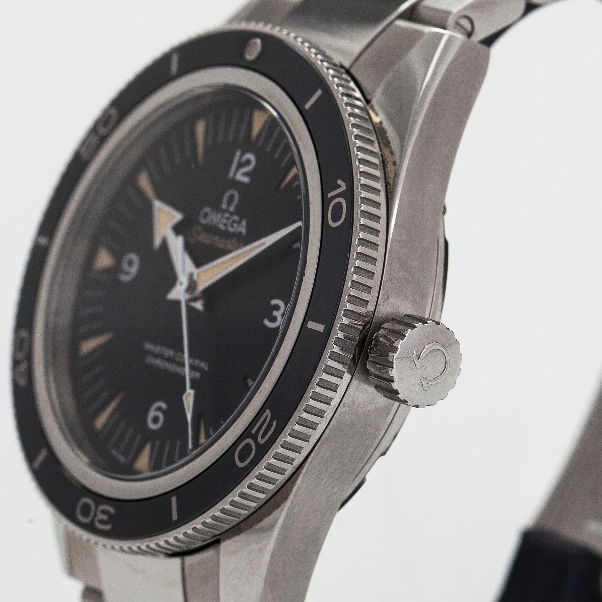 Omega, Seamaster 300, Master Co-Axial Chronometer, wristwatch, 41 mm.