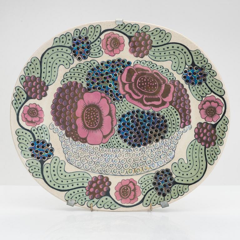 Birger Kaipiainen, a ceramic 'Anemone' dish marked "Arabia Art made in Finland 1981 Birger Kaipiainen, 127/200".