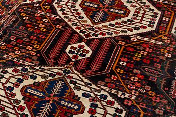 Matta, Bakhtiari, ca 290 x 190 cm.
