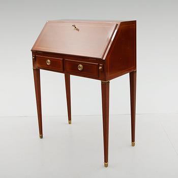SEKRETÄR, gustaviansk stil, 1900-talets mitt.