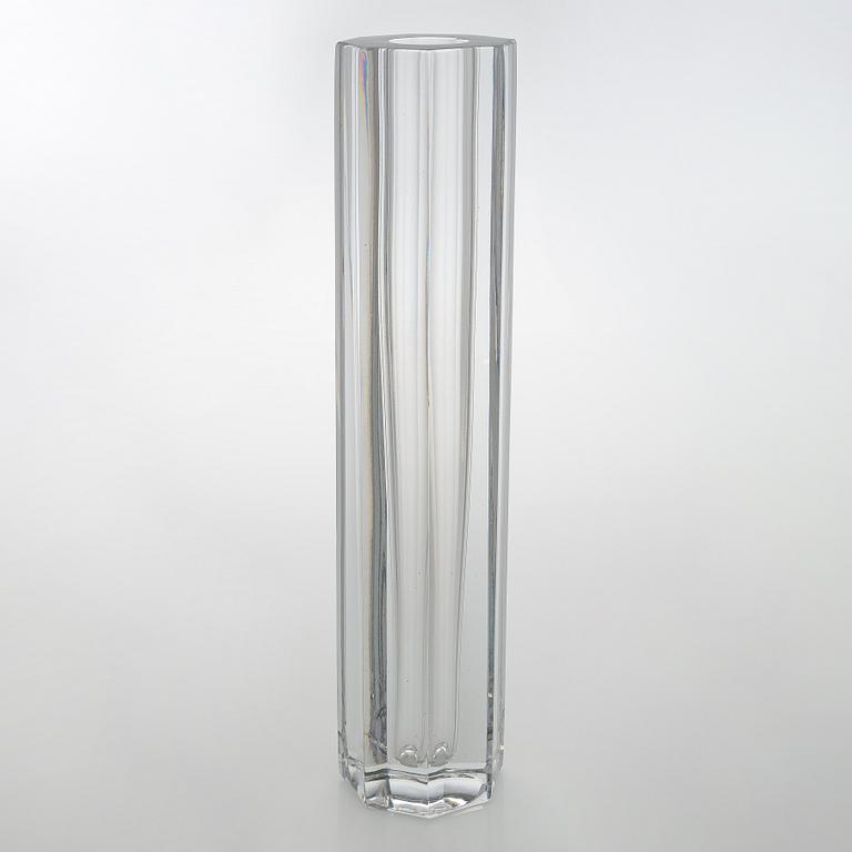 Aimo Okkolin, vase / art glass, signed Aimo Okkolin Riihimäen Lasi Oy.