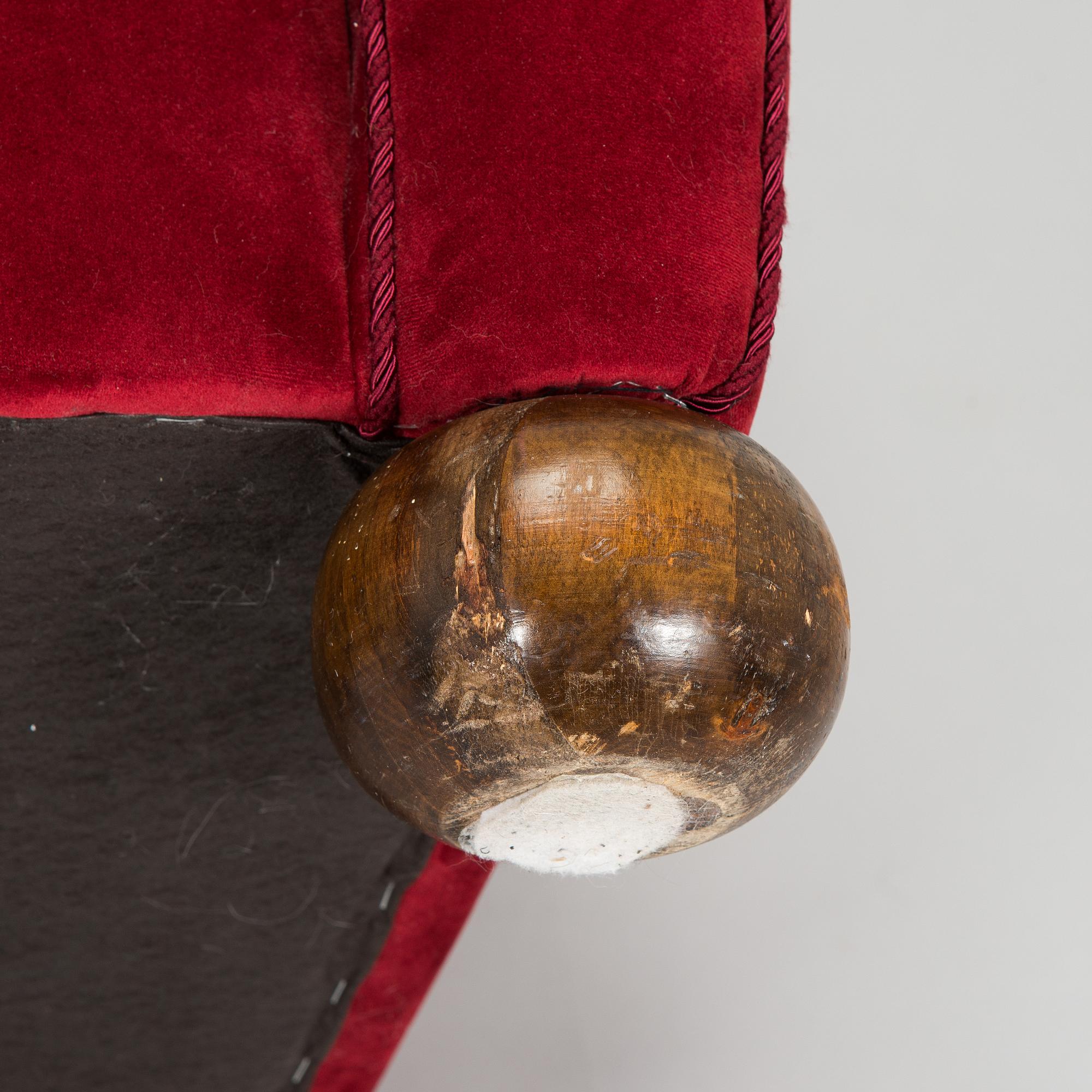 Märta Blomstedt, an 'Aulanko-model' armchair. Designed in 1939.