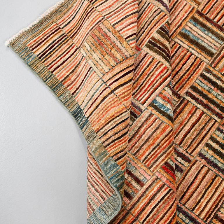 MATTA, modern Ziegler, 294 x 192 cm.