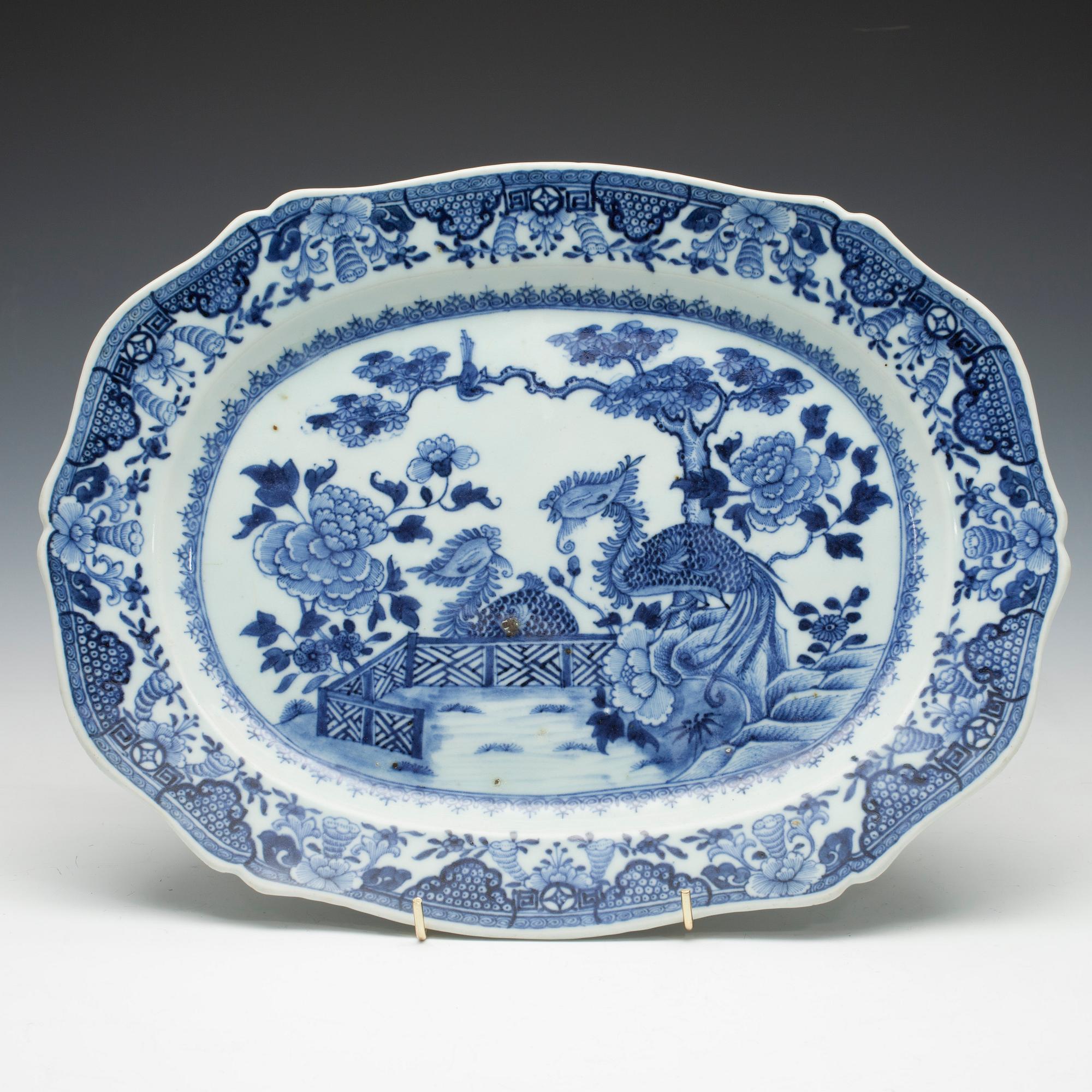 STEKFAT, porslin, Kina, Qianlong (1736-1795).