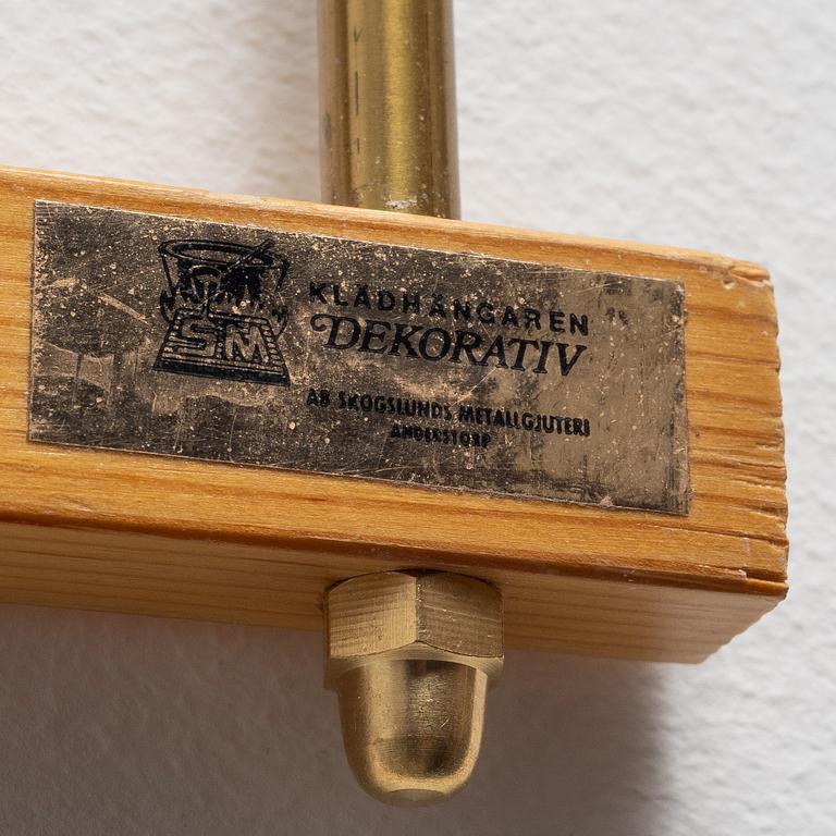 A 'Dekorativ' coat hanger, Skoglunds metallgjuteri, Anderstorp, 1950s/60s.