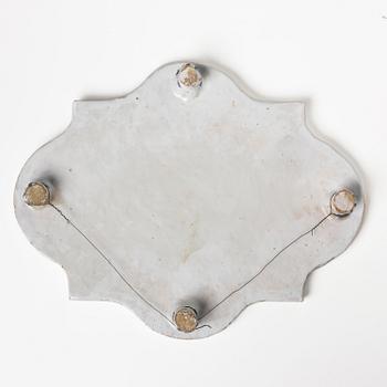 Bordsplateau, fajans. Frankrike, Rouen tidigt 1700-tal.
