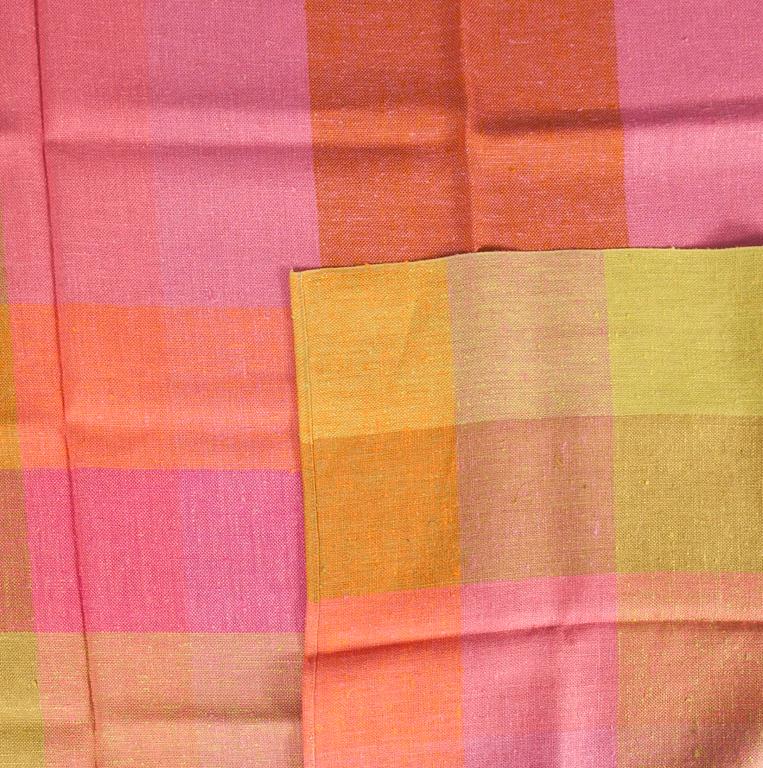 BORDDUK, linne, Marjatta Metsovaara, Tampella, 1900- talets senare hälft.