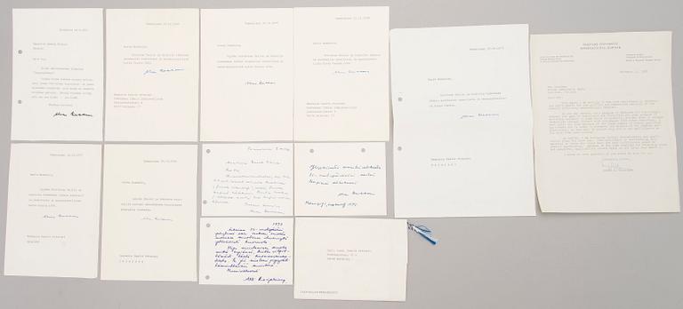 NIMIKIRJOITUKSIA, mm. Urho Kekkonen, Mauno Koivisto, Henry Kissinger.