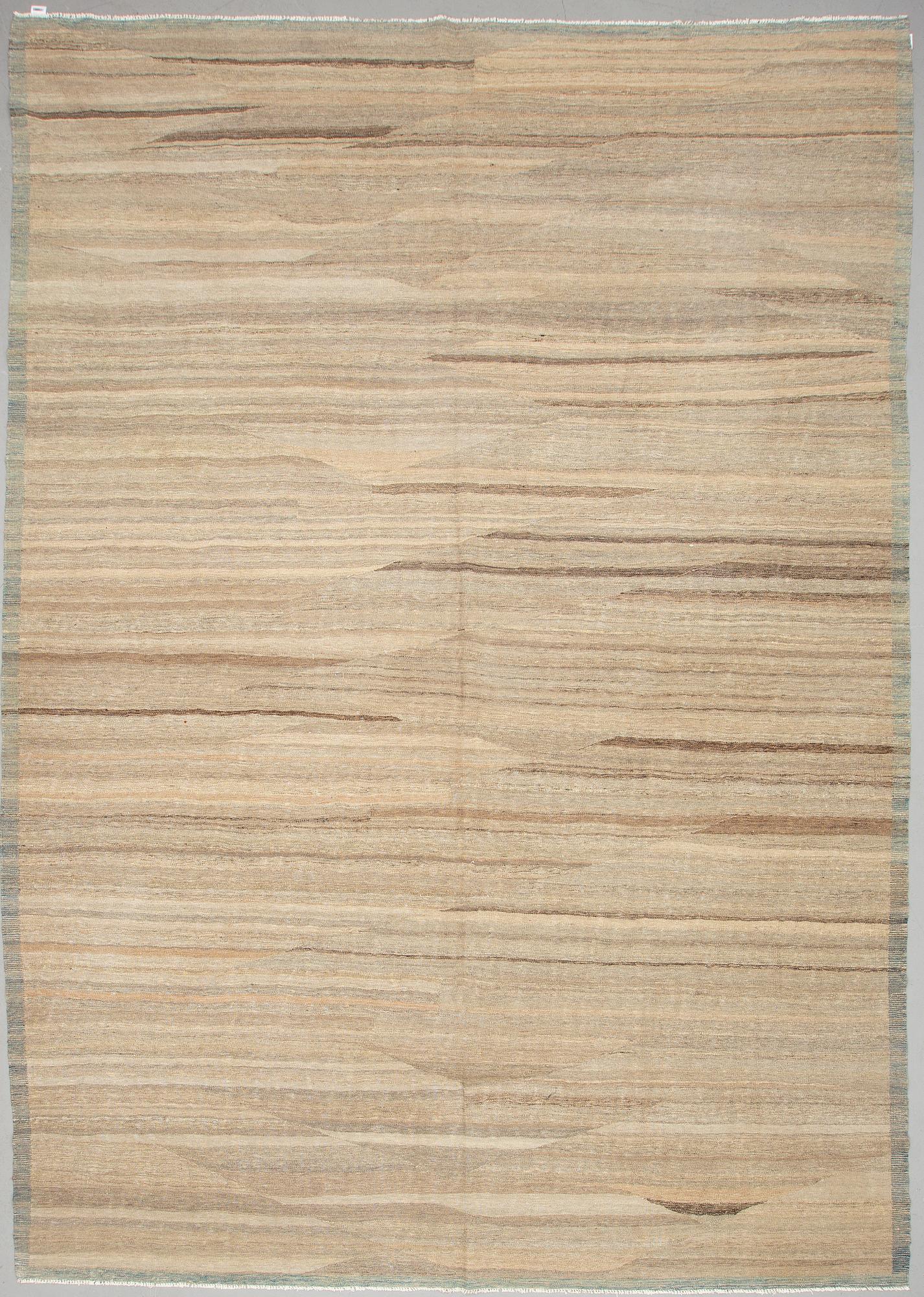 A CARPET, kilim, ca 422 x 299 cm.