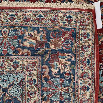 RUG. Semi-antique Esfahan. 219,5 x 146,5 cm.