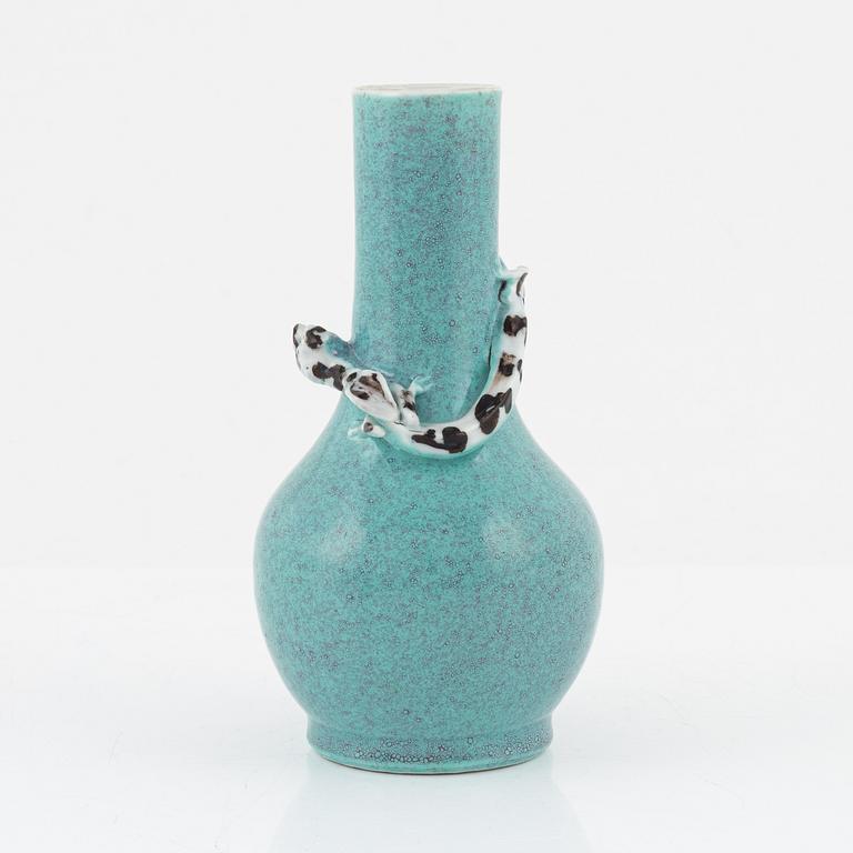 A Robins egg glazed vase, Qing dynasty, 19th Century.