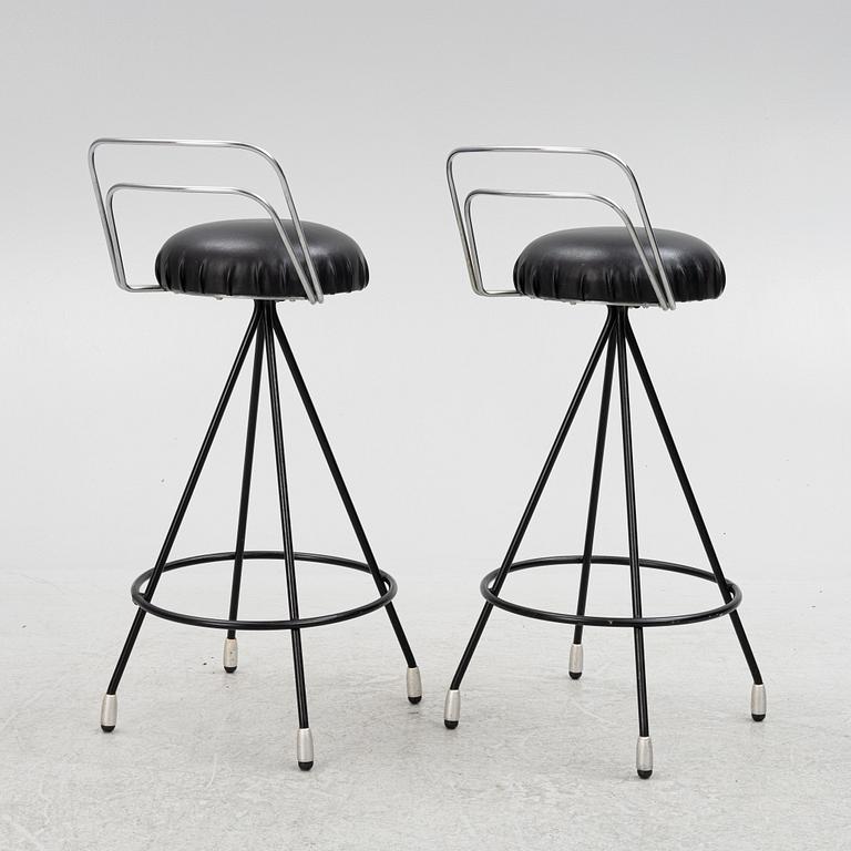 Bar counter and three chairs, 1970s.