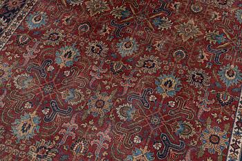Carpet, oriental, approx. 330 x 214 cm.