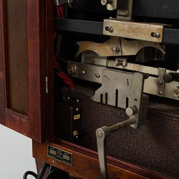 A first half of the 20th century studio camera.