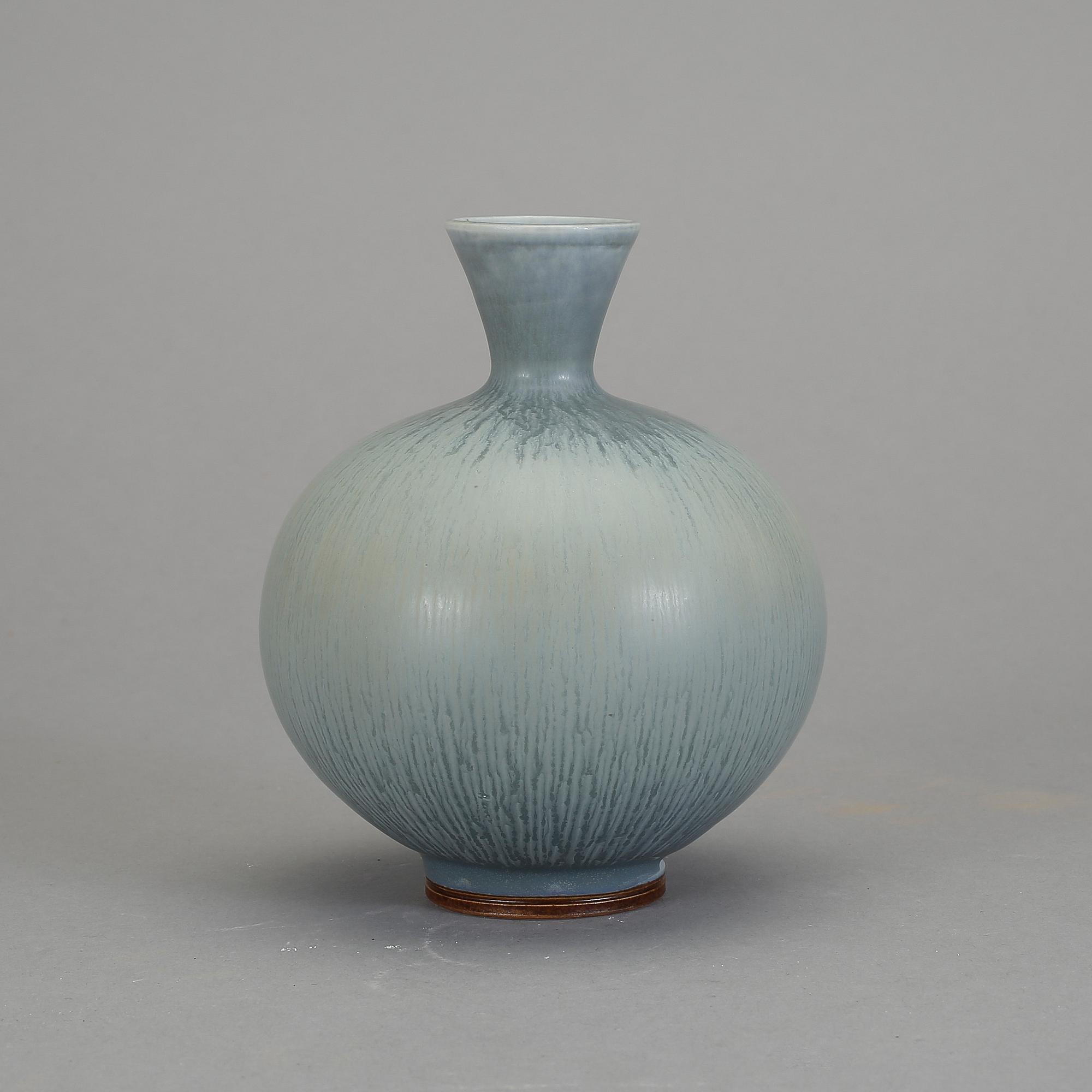 VAS, stengods, Berndt Friberg, Gustavsberg Studio 1971.