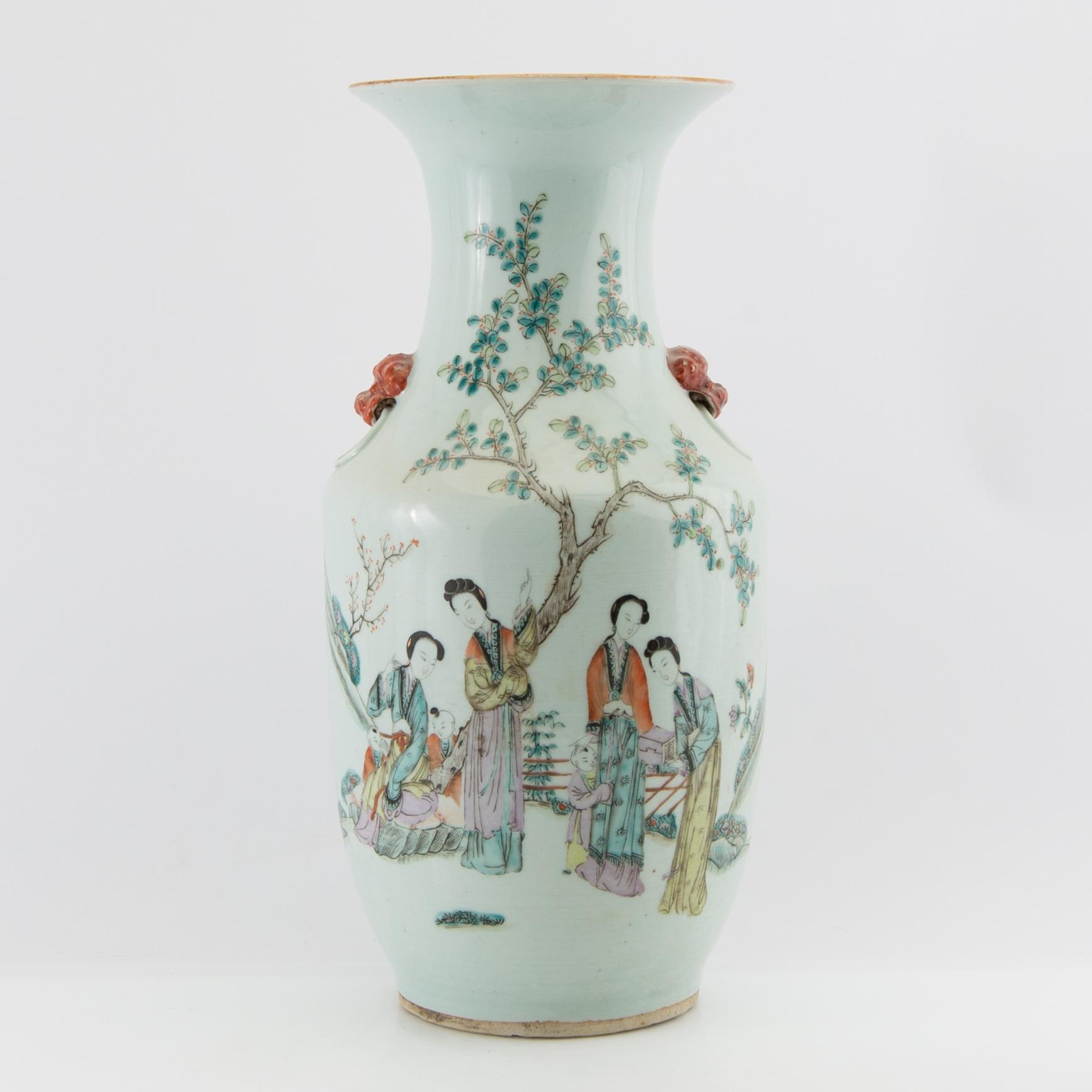 Floor vase China early 20th century porcelain.