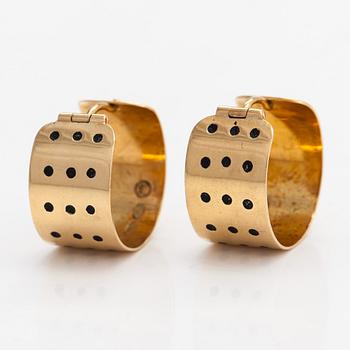 Örhängen, ett par, 18K guld, Kalevala Koru 1961.