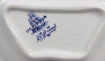 SERVISDELAR, 23 st, flintgods. Rörstrand, "Ostindia".