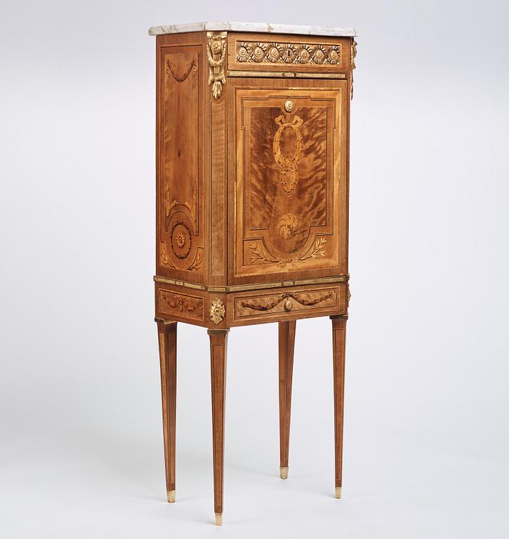 A Gustavian secretaire by George Haupt.