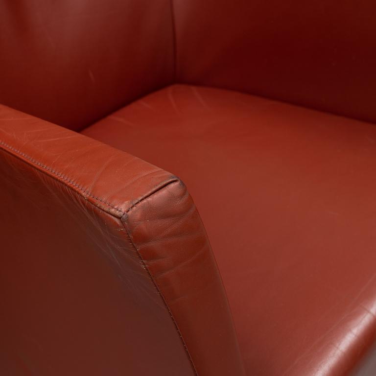 Gijs Papavoine, a pair of 'Windy' lounge chairs from Montis, Netherlands.