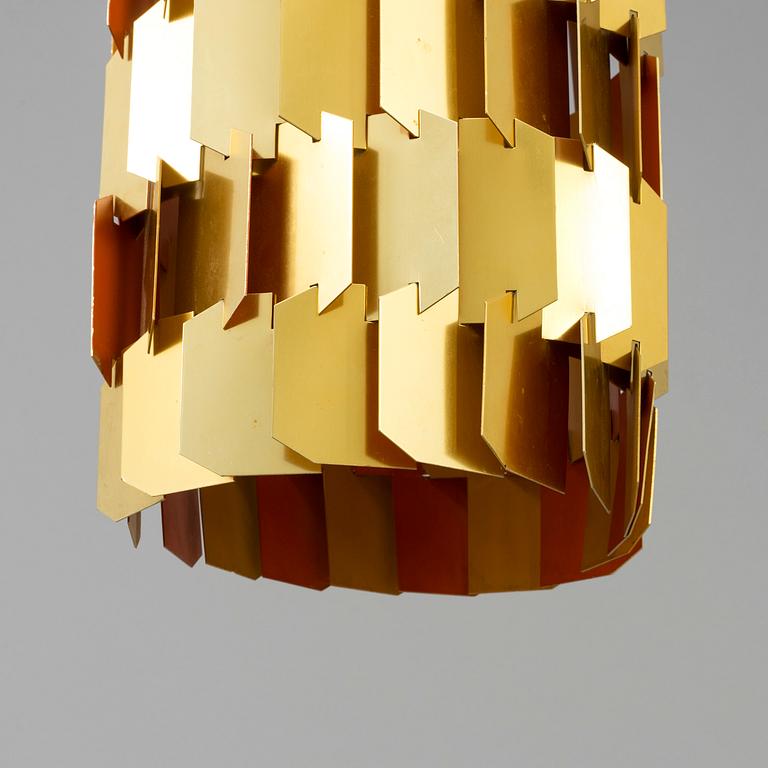 a "Facet Pop Lamp" by Louis Weisdorf for Lyfa Denmark.