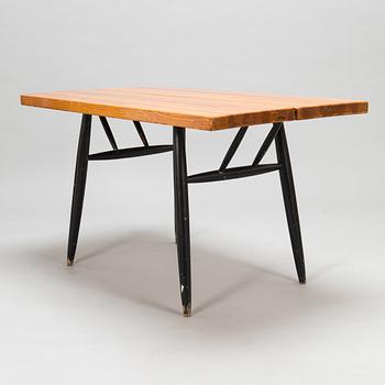 Ilmari Tapiovaara, Pöytä, "Pirkka", Laukaan Puu 1960-luku.