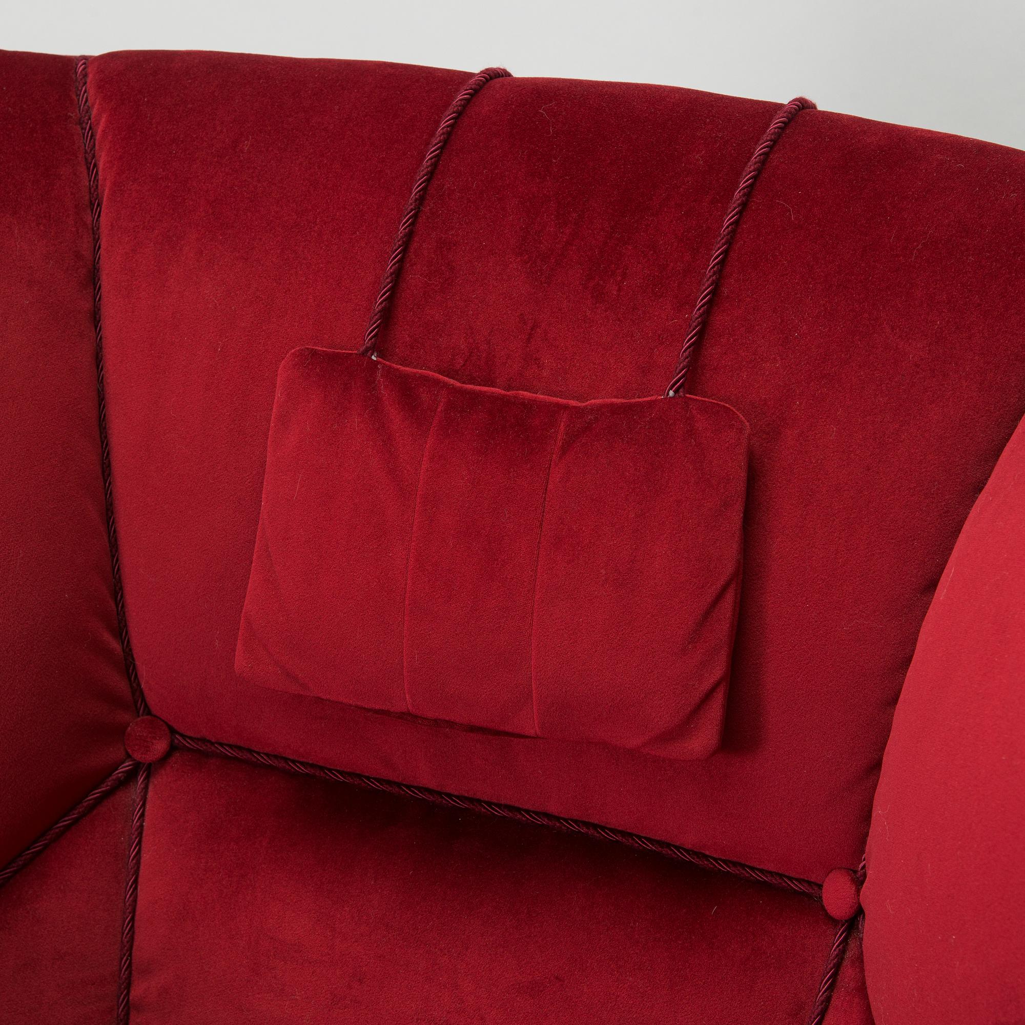 Märta Blomstedt, an 'Aulanko-model' armchair. Designed in 1939.