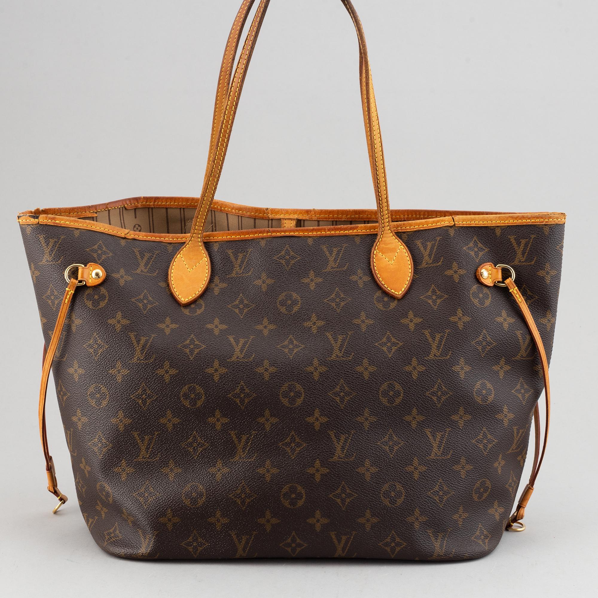 Louis Vuitton, 'Neverfull MM'.