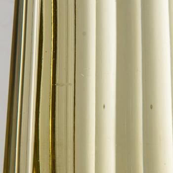 AIMO OKKOLIN, A "Lighthouse" vase signed Aimo Okkolin Riihimäen Lasi Oy.