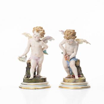 Meissen, A pair of porcelain figurines, Heinrich Schwabe, second half of the 19th century.