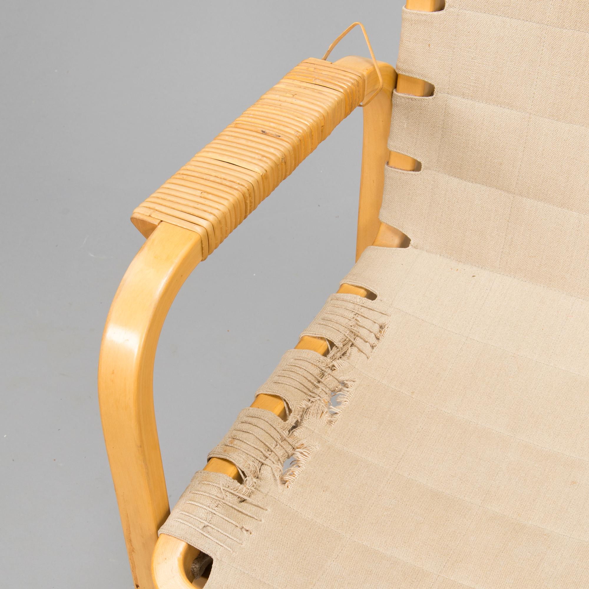 ALVAR AALTO, A 'model 45' armchair, Artek, last quarter of the 20th Century.