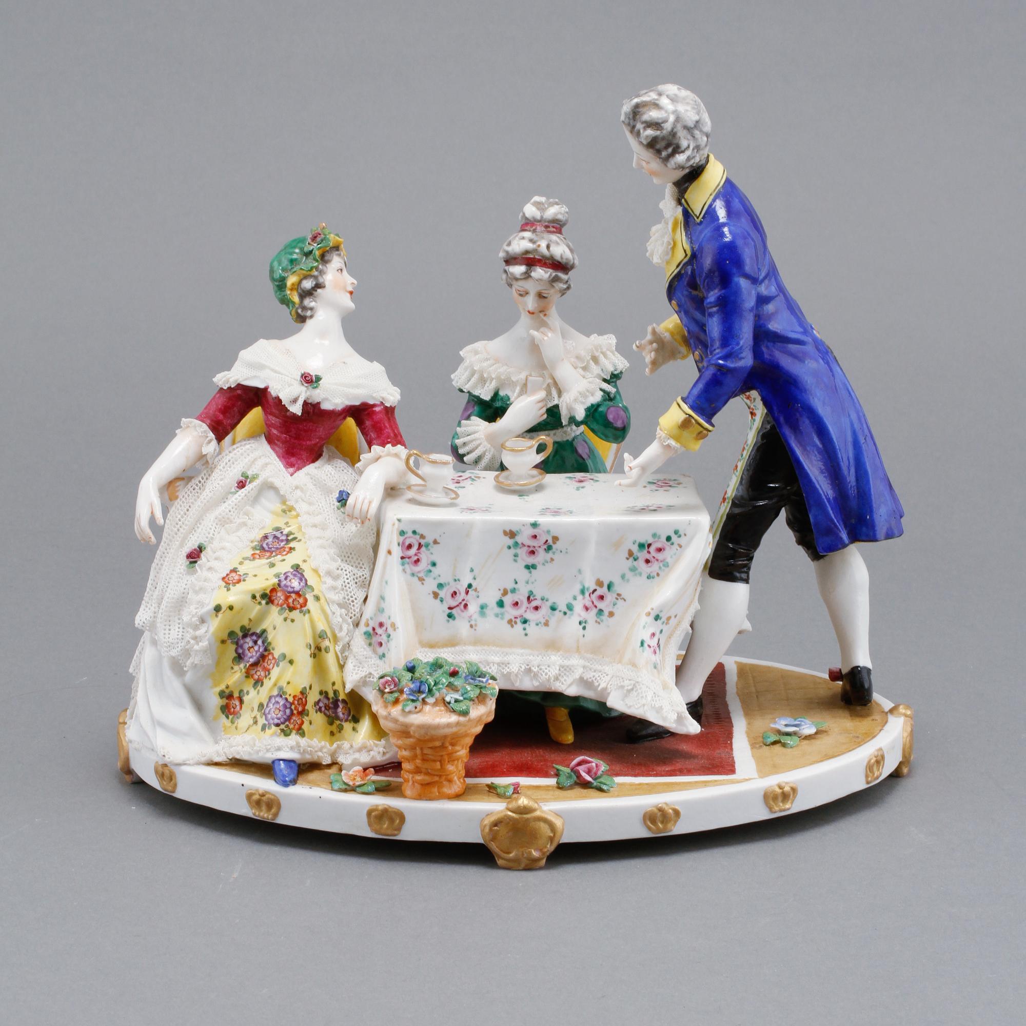 FIGURIN, porslin, Wien-liknande märkning, 1900-tal.