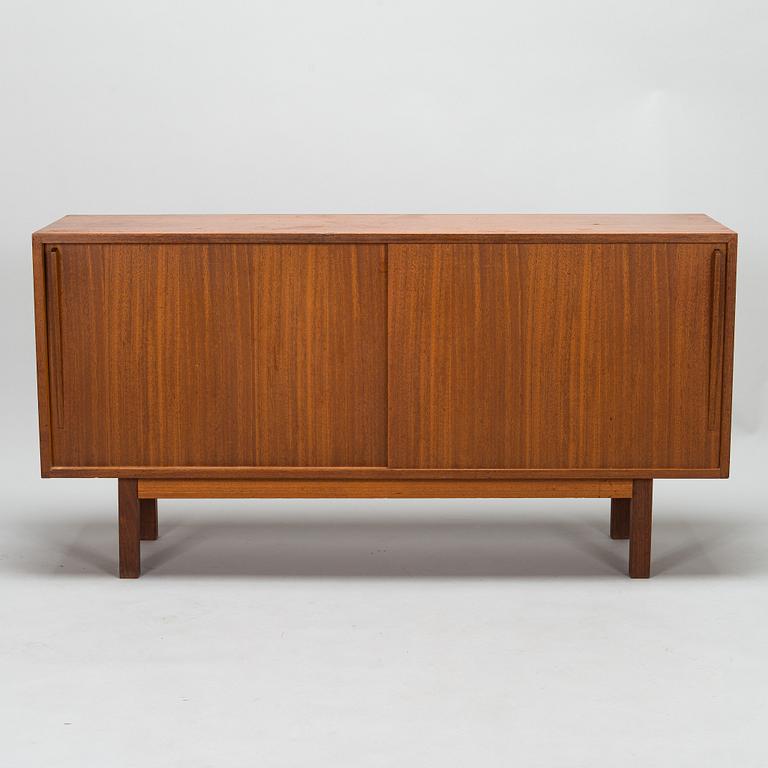 A mid-20th century sideboard.