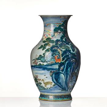 A large famille rose vase, Qing dynasty, circa 1800.