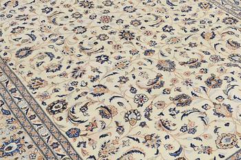 A carpet, Kashan, around 345 x 245 cm.