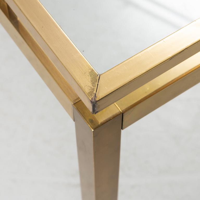 A coffee table, second half of the 20th century.