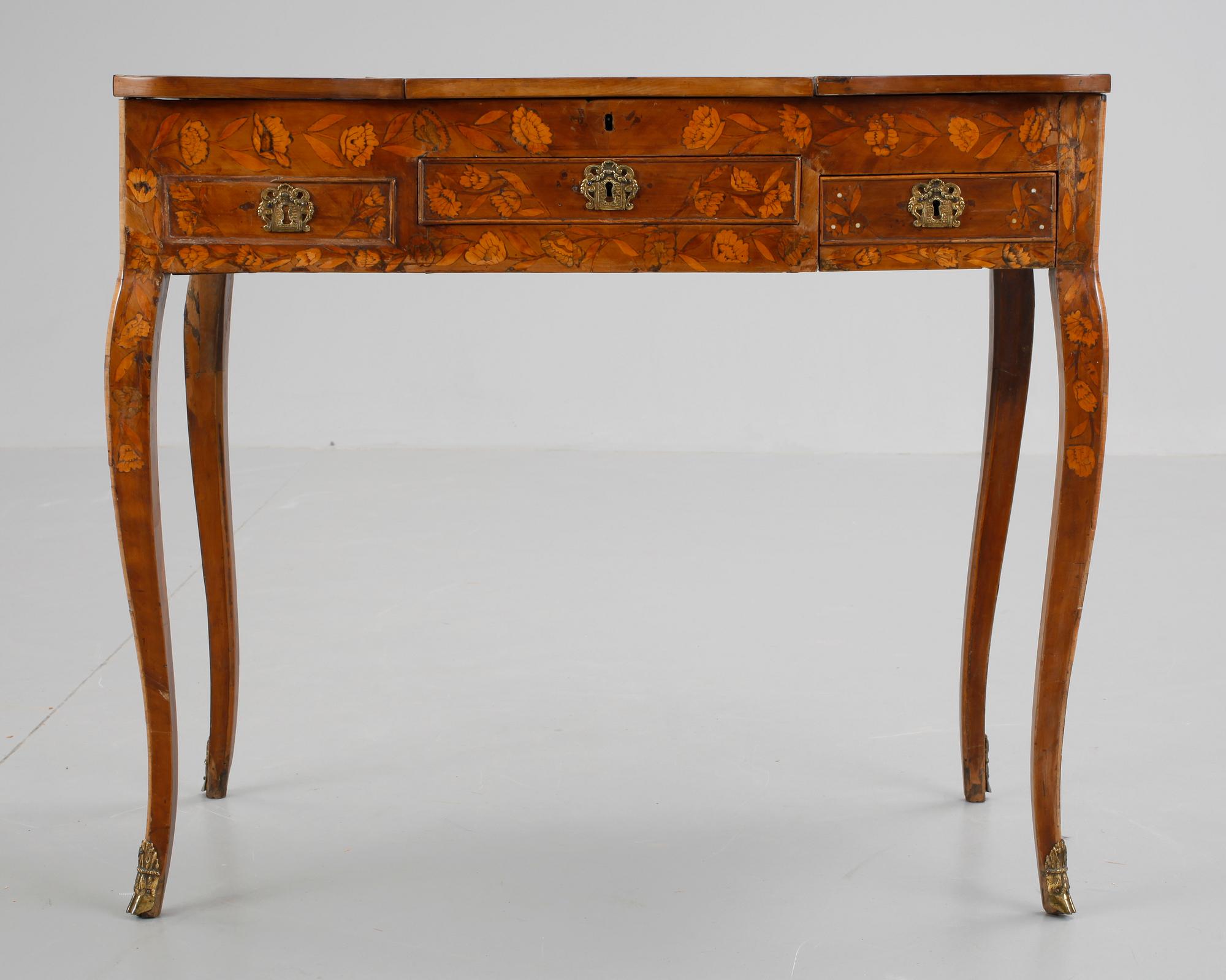 POUDREUSE, rokoko, Holland, 1700-tal.