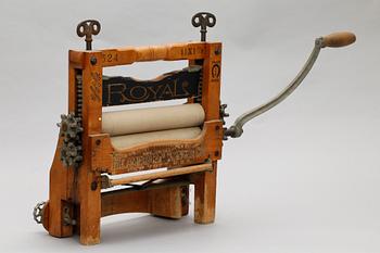 BORDSMANGEL, USA, 1900-talets första hälft.