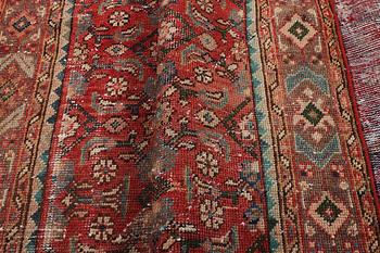 An oriental, vintage design carpet, c. 289 x 190 cm.