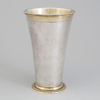 A silver price cup by CG Hallberg, Stockholm 1946.