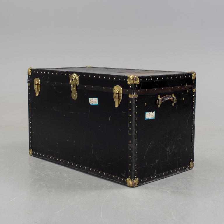 KOFFERT, omkring 1900.